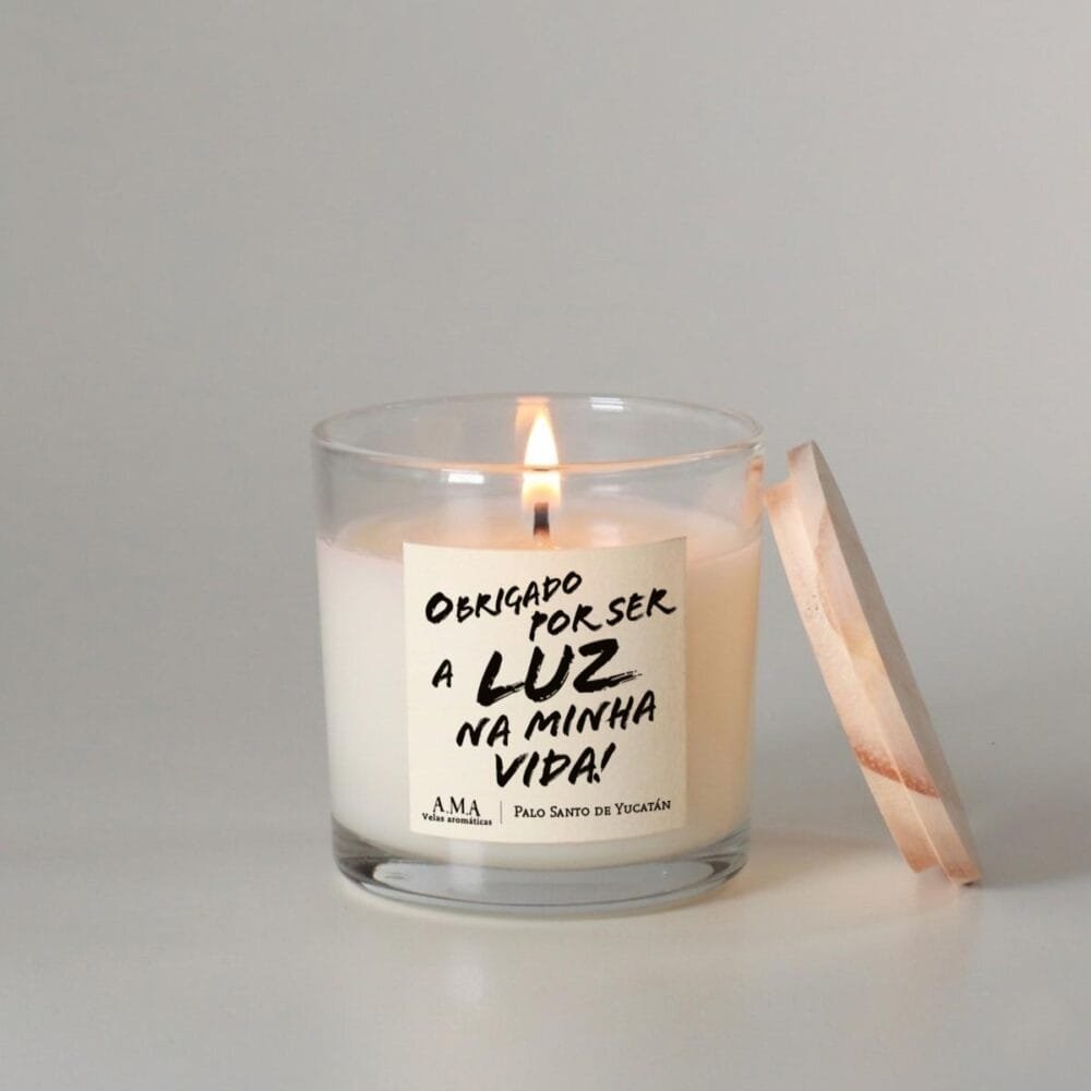 Vela Aromática Clássica Luz